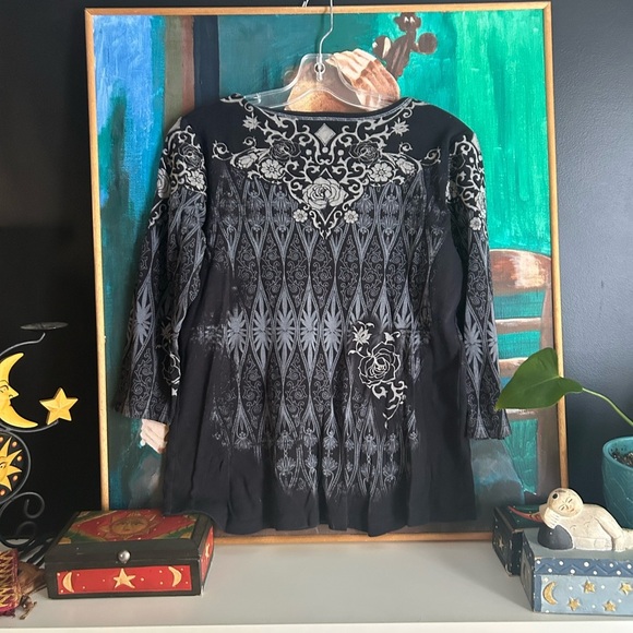 Vanilla Sugar Y2K Black and Gray Patterned Blouse Large - Picture 4 of 16